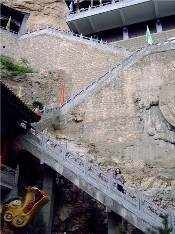 taiyuan 560w- Mt_Mianshan - upstairs